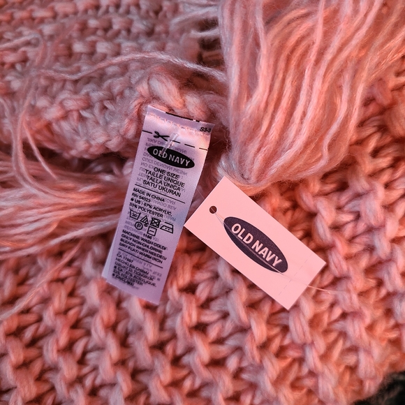 NWT Old Navy Pink Scarf - Picture 4 of 7